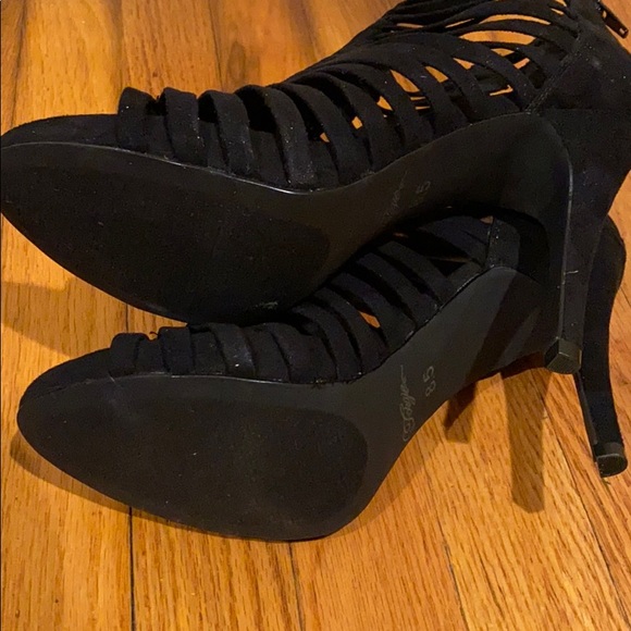 Fergie Tilde Black Heel Sandal, 8,5 - Picture 7 of 10